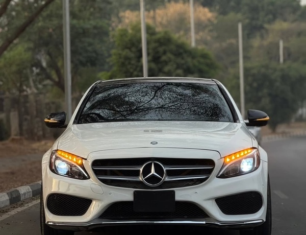 Foreign Used Mercedes Benz C43 AMG 2017 for Sale In Abuja