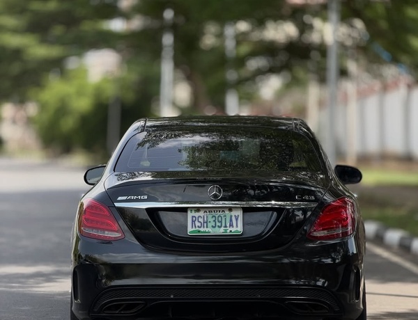 2017 MERCEDES-BENZ C43 AMG – FOREIGN USED | AMG PERFORMANCE MACHINE 