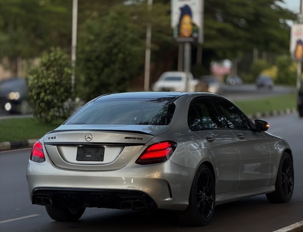2017 MERCEDES-BENZ C43 AMG – FOREIGN USED | SPORT LUXURY PERFORMANCE SEDAN