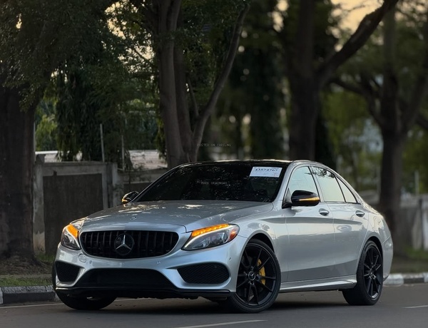 2017 MERCEDES-BENZ C43 AMG – FOREIGN USED | SPORT LUXURY PERFORMANCE SEDAN