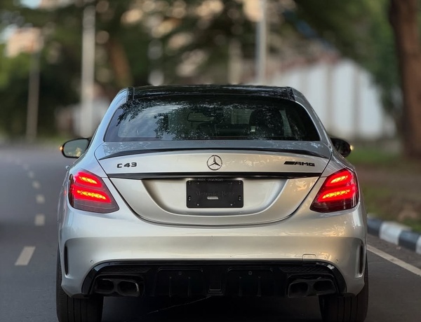 2017 MERCEDES-BENZ C43 AMG – FOREIGN USED | SPORT LUXURY PERFORMANCE SEDAN