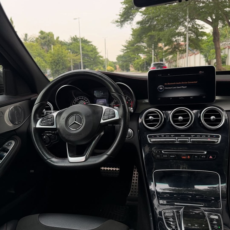 Mercedes-Benz C43 AMG (2017) – Foreign Used  Twin-Turbo Performance, Smooth Ride image