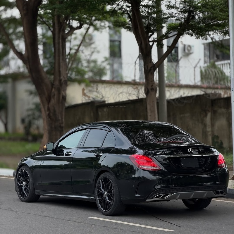 Mercedes-Benz C43 AMG (2017) – Foreign Used  Twin-Turbo Performance, Smooth Ride image