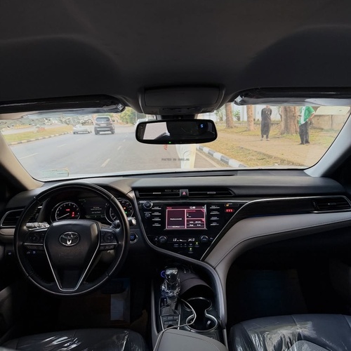 Foreign Used Toyota Camry XLE 2018 Model for Sale In Abuja