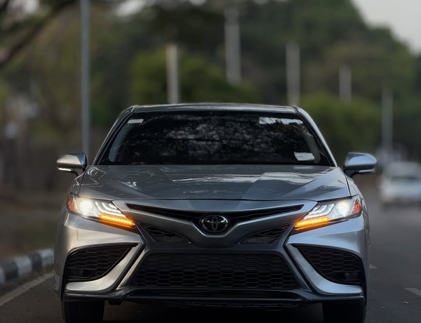 Foreign Used Toyota Camry XLE 2018 Model for Sale In Abuja