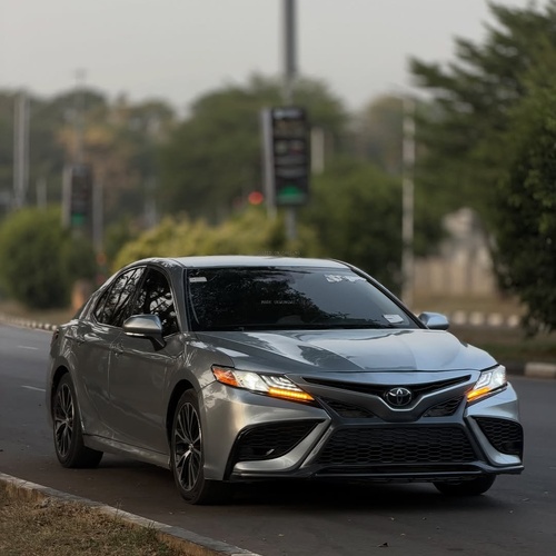 Foreign Used Toyota Camry XLE 2018 Model for Sale In Abuja