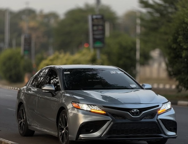 Foreign Used Toyota Camry XLE 2018 Model for Sale In Abuja