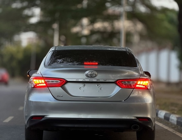 Foreign Used Toyota Camry XLE 2018 Model for Sale In Abuja