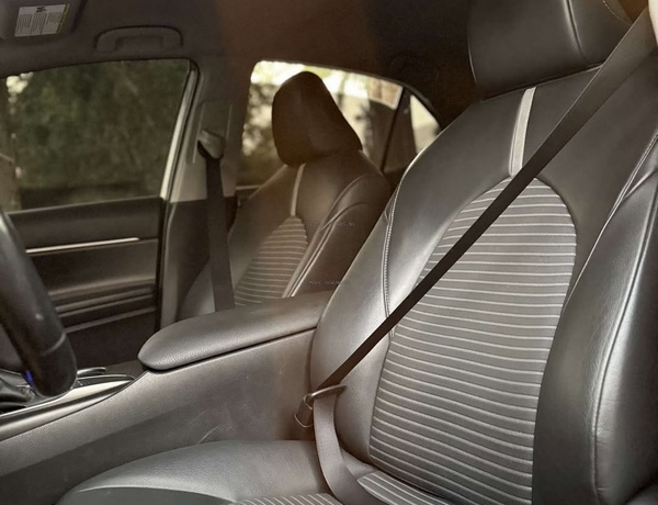 Foreign Used Toyota Camry SE 2022 for Sale In Abuja