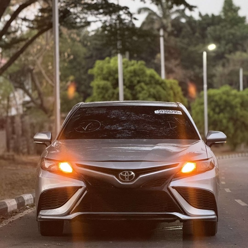 Foreign Used Toyota Camry SE 2022 for Sale In Abuja image
