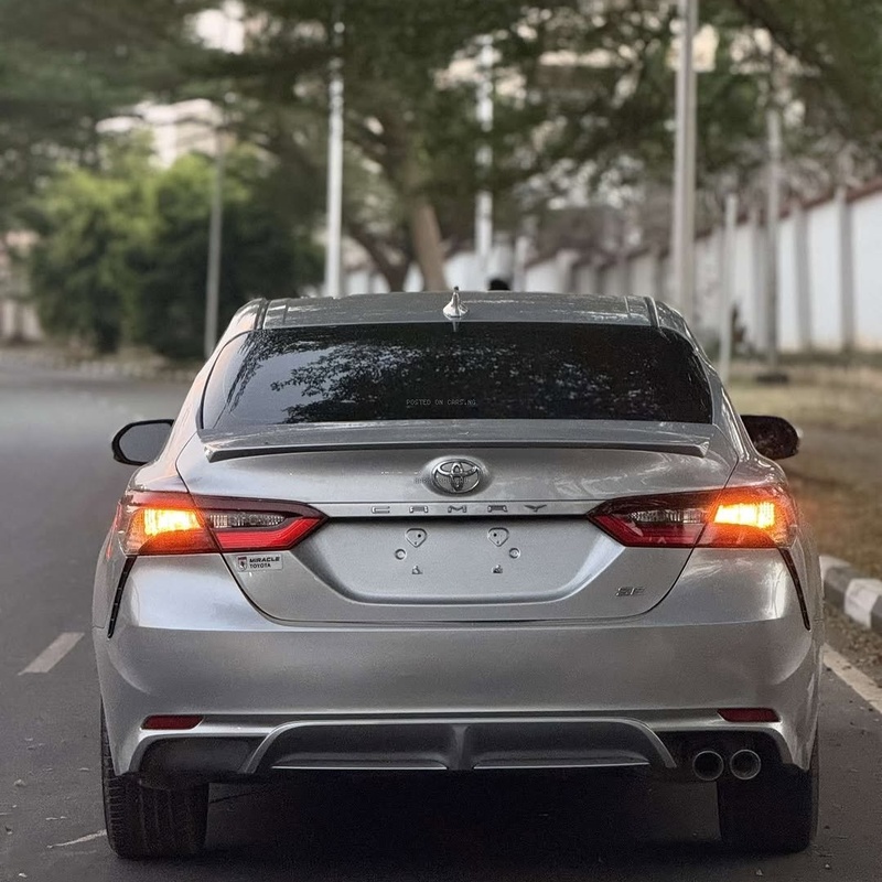 Foreign Used Toyota Camry SE 2022 for Sale In Abuja image