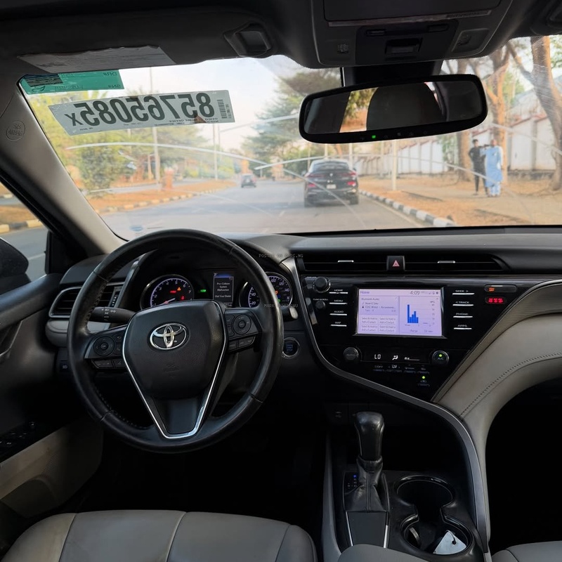 Foreign Used Toyota Camry SE 2020 for Sale In Abuja image