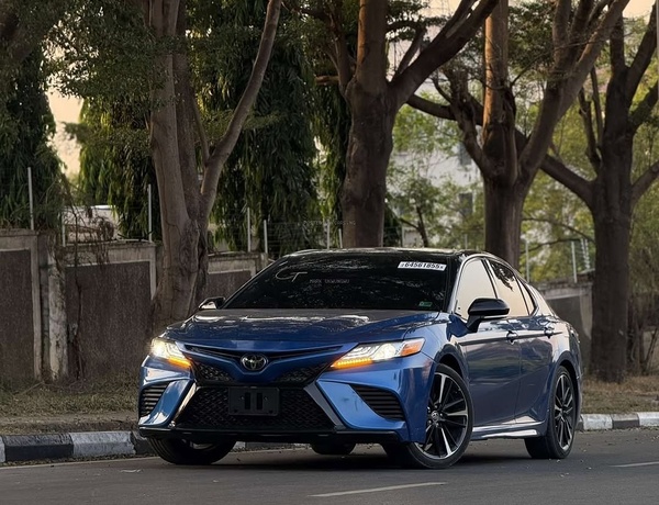 Foreign Used Toyota Camry XSE 2021 model for Sale In Abuja