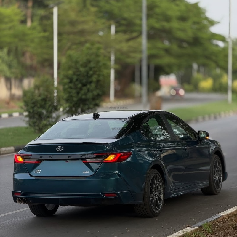  2019 TOYOTA CAMRY XSE HYBRID – FOREIGN USED Urgent Sale  image