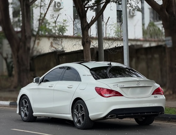 2015 MERCEDES-BENZ CLA250 – FOREIGN USED | SPORT LUXURY COUPE SEDAN