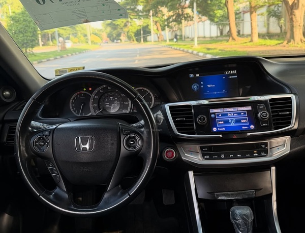 FOREIGN USED 2013 HONDA ACCORD TOURING FOR SALE