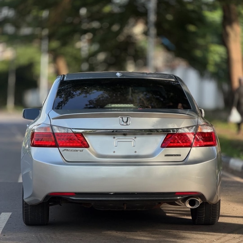 FOREIGN USED 2013 HONDA ACCORD TOURING FOR SALE image