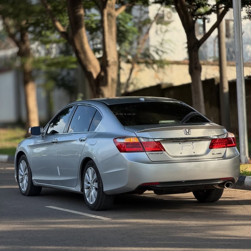FOREIGN USED 2013 HONDA ACCORD TOURING FOR SALE image