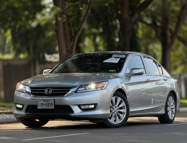 FOREIGN USED 2013 HONDA ACCORD TOURING FOR SALE