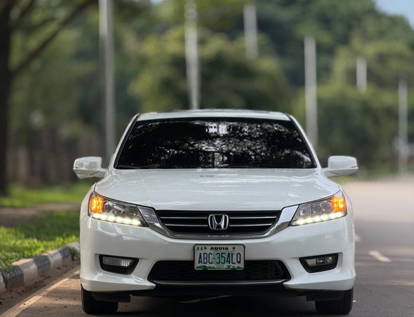 Clean 2014 Honda Accord Touring For Sale