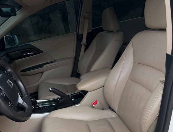 Clean 2014 Honda Accord Touring For Sale