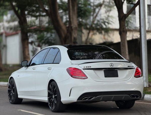 FOREIGN USED MERCEDES-BENZ C450 AMG  FOR SALE