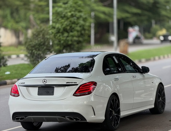 FOREIGN USED MERCEDES-BENZ C450 AMG  FOR SALE