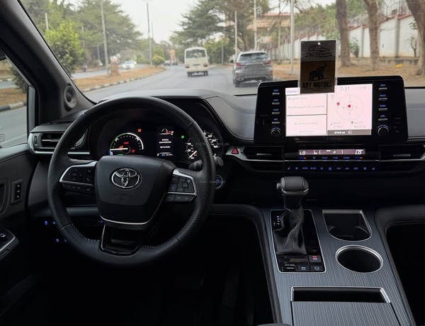 Foreign Used 2023 Toyota Sienna XSE for Sale In Abuja