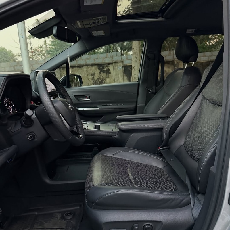 Foreign Used 2023 Toyota Sienna XSE for Sale In Abuja image