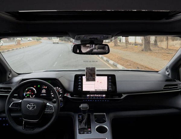 Foreign Used 2023 Toyota Sienna XSE for Sale In Abuja