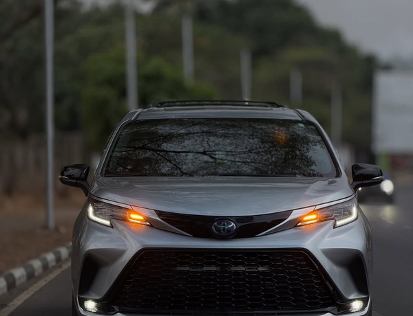 Foreign Used 2023 Toyota Sienna XSE for Sale In Abuja