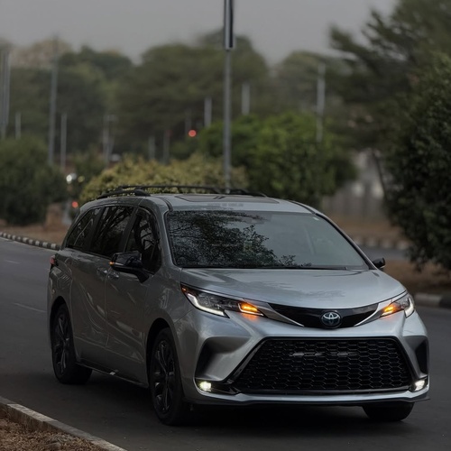 Foreign Used 2023 Toyota Sienna XSE for Sale In Abuja