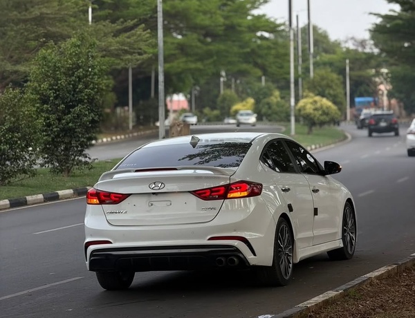 2016 HYUNDAI AVANTE SPORTOR SALE IN ABUJA F – FOREIGN USED, NOTHING TO FIX