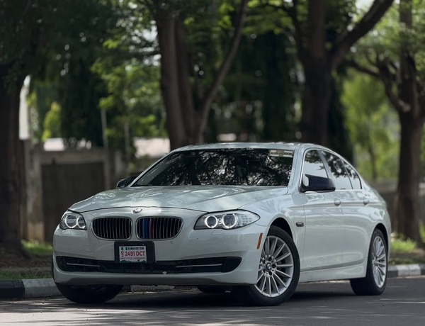 2012 BMW 535i – FOREIGN USED | EXECUTIVE SPORT LUXURY SEDAN
