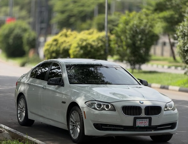 2012 BMW 535i – FOREIGN USED | EXECUTIVE SPORT LUXURY SEDAN