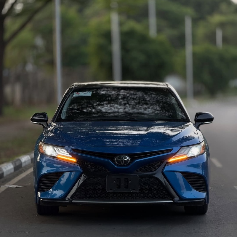 Clean  2019 TOYOTA CAMRY XSE Foreign Used – Engine & Gear Perfect image