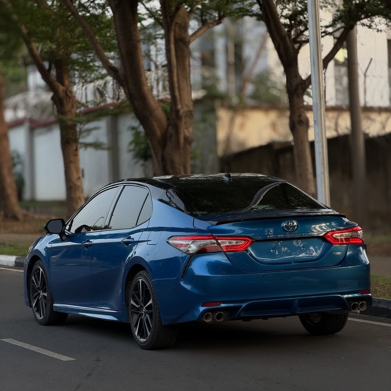 Clean  2019 TOYOTA CAMRY XSE Foreign Used – Engine & Gear Perfect image