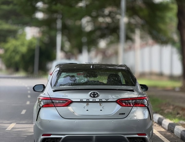 2021 TOYOTA CAMRY XSE – FOREIGN USED | SPORT LUXURY SEDAN