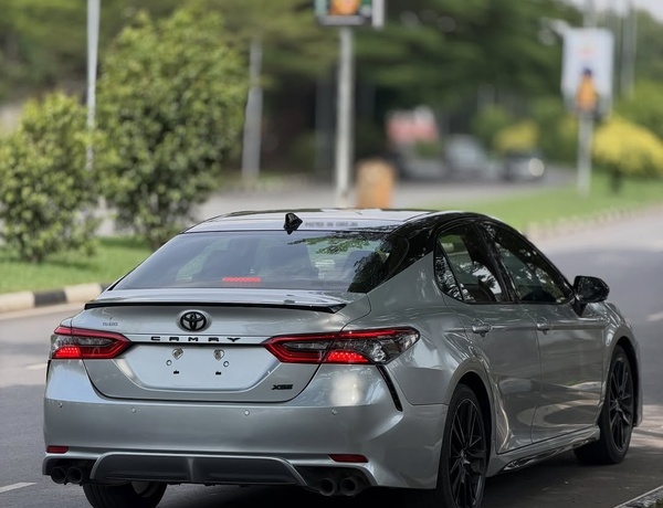 2021 TOYOTA CAMRY XSE – FOREIGN USED | SPORT LUXURY SEDAN
