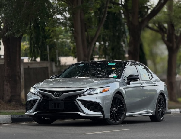 Clean Camry XSE Foreign Used – Sport Edition Sedan