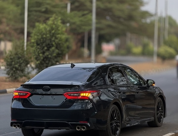 Foreign Used Toyota Camry XSE 2022 for Sale In Abuja
