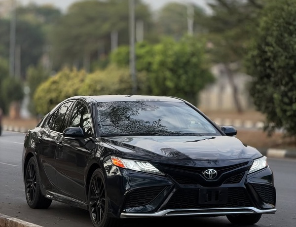 Foreign Used Toyota Camry XSE 2022 for Sale In Abuja