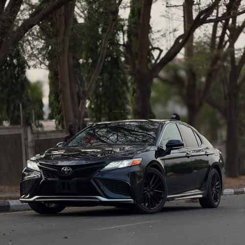 Foreign Used Toyota Camry XSE 2022 for Sale In Abuja