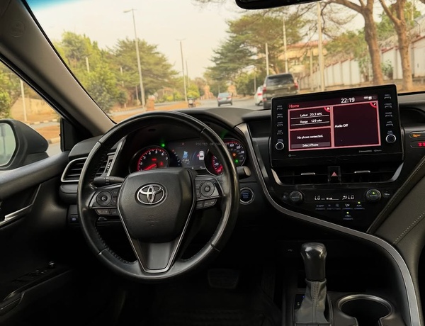 Foreign Used Toyota Camry XSE 2022 for Sale In Abuja