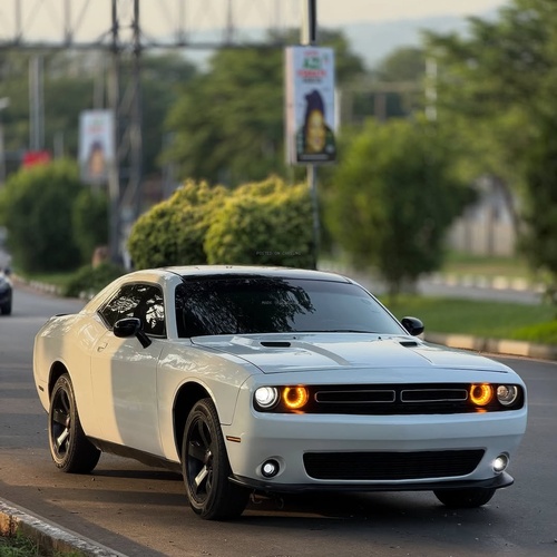 2011 DODGE CHALLENGER (UPGRADED TO 2020 LOOK) – FOREIGN USED | MUSCLE SPORT CAR