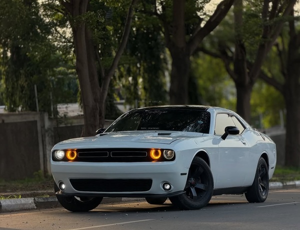 2011 DODGE CHALLENGER (UPGRADED TO 2020 LOOK) – FOREIGN USED | MUSCLE SPORT CAR