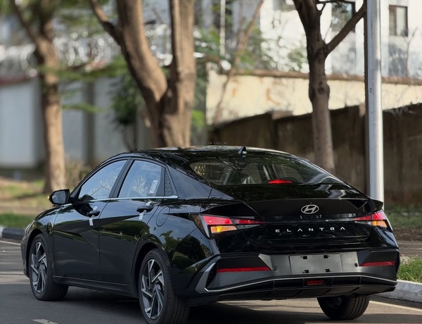 2025 HYUNDAI ELANTRA – FOREIGN USED | MODERN SPORT SEDAN