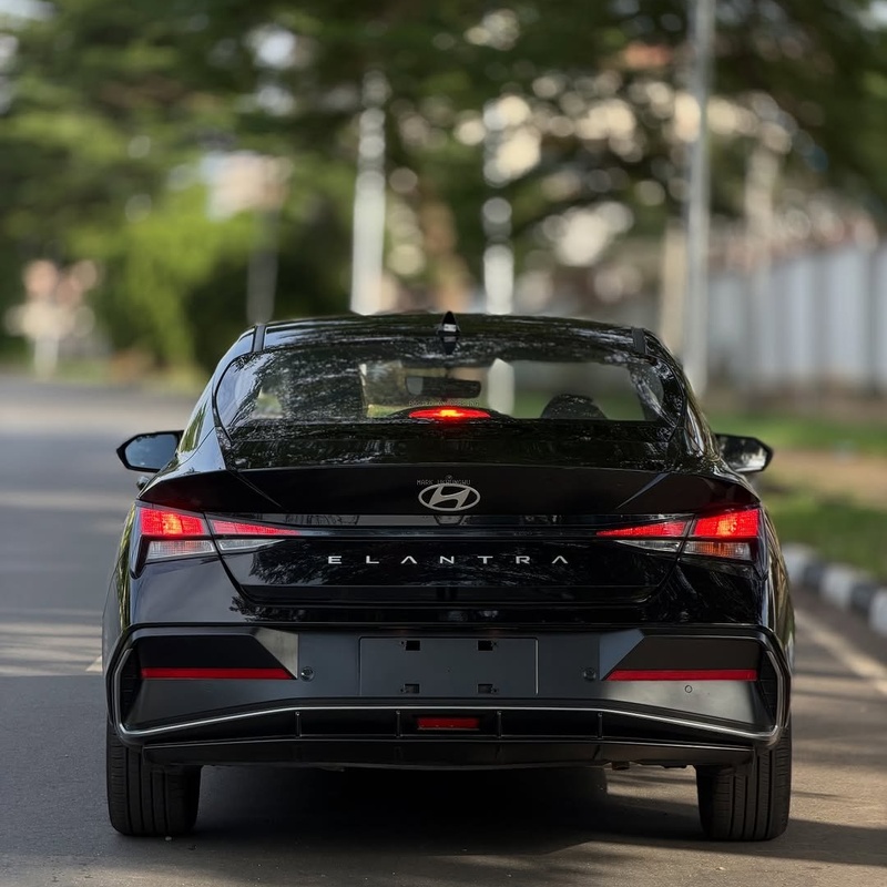 2025 HYUNDAI ELANTRA – FOREIGN USED | MODERN SPORT SEDAN image