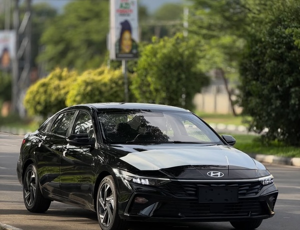 2025 HYUNDAI ELANTRA – FOREIGN USED | MODERN SPORT SEDAN