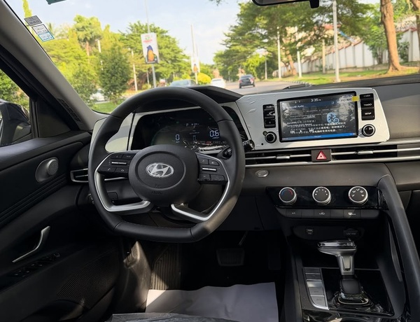 2025 HYUNDAI ELANTRA – FOREIGN USED | MODERN SPORT SEDAN
